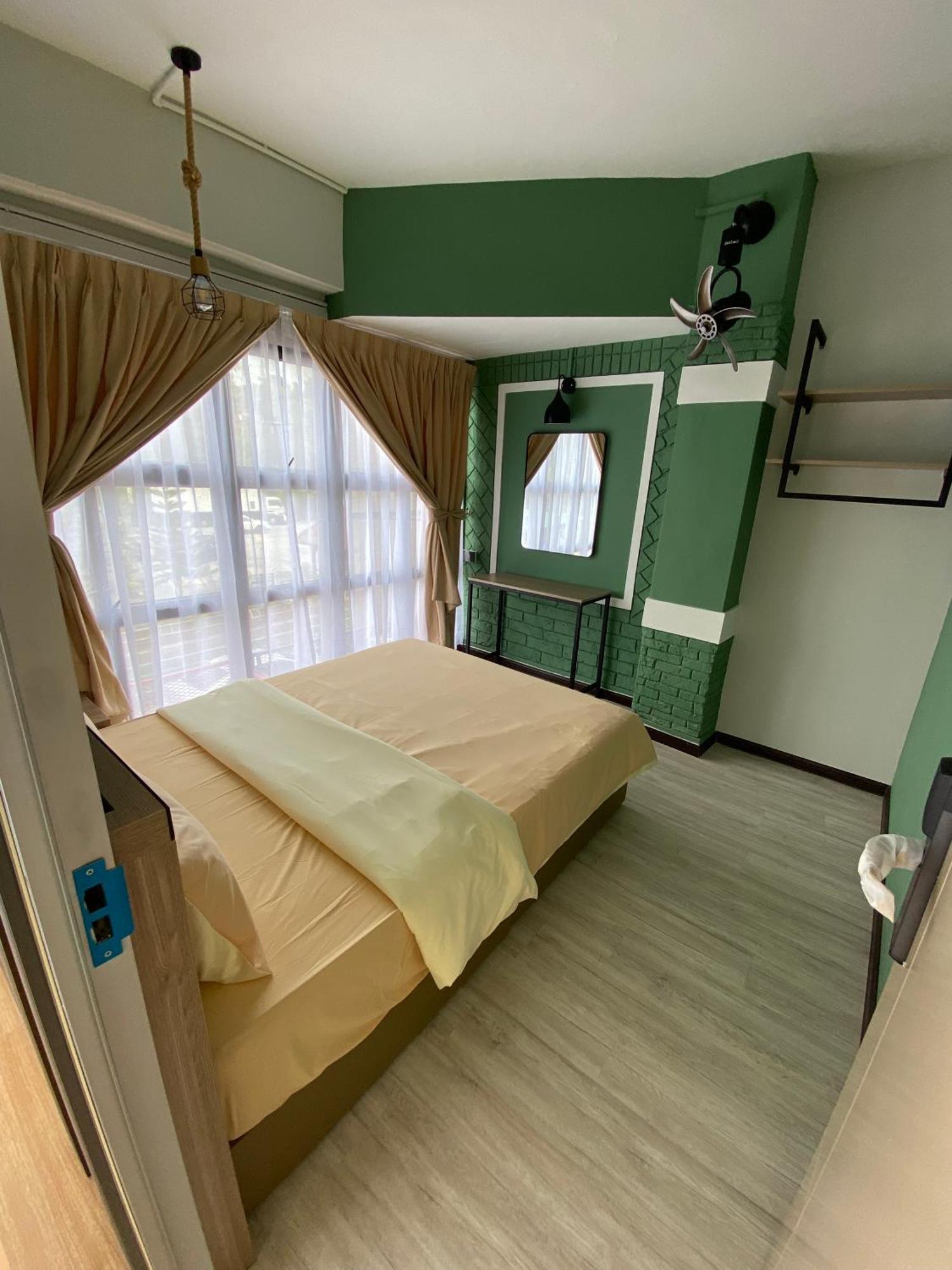 Clock Inn Backpackers Hostel Tanah Rata Exterior photo