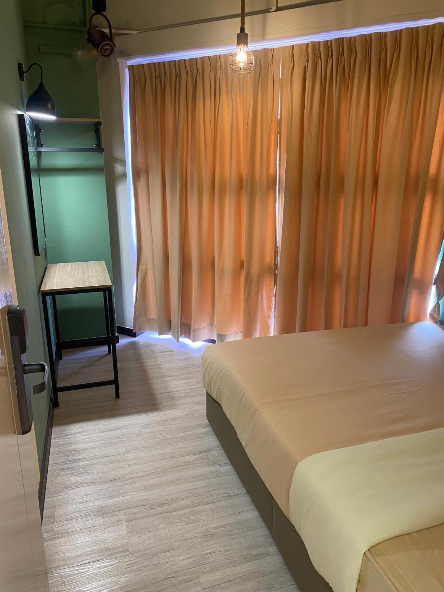 Clock Inn Backpackers Hostel Tanah Rata Exterior photo