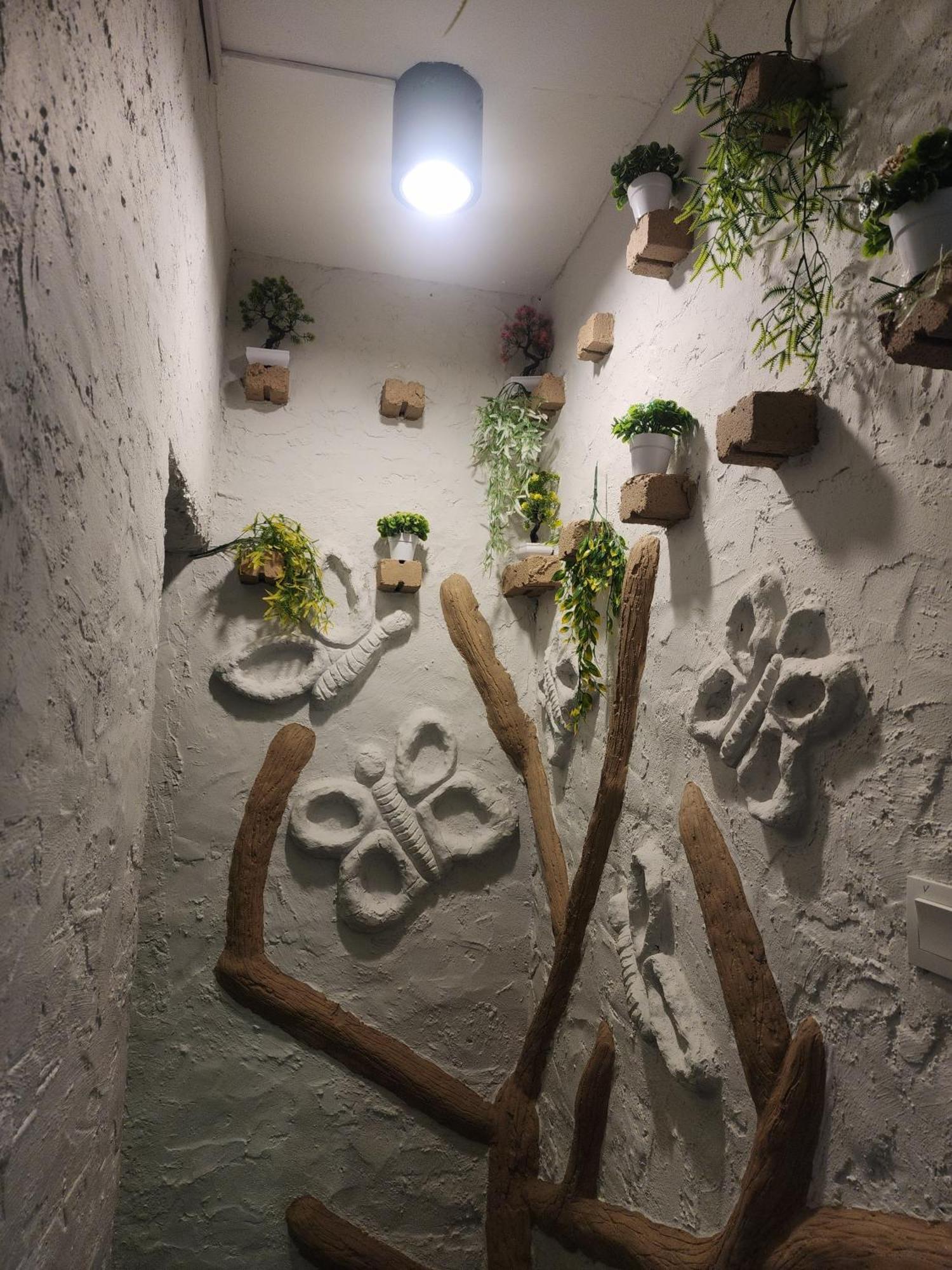 Clock Inn Backpackers Hostel Tanah Rata Exterior photo